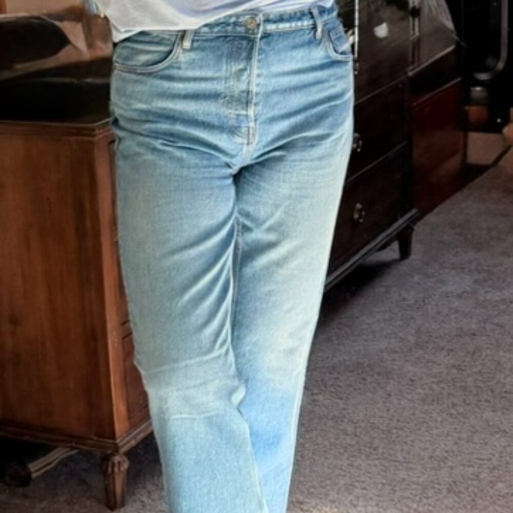 Reformation Cynthia High Rise Straight Leg Jeans Size 31 Long Button Fly Denim - Picture 3 of 6